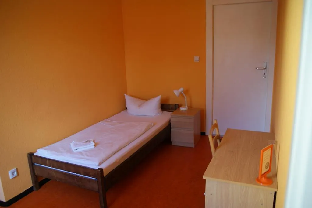 Happy Go Lucky Hotel + Hostel Berlin Almanya
