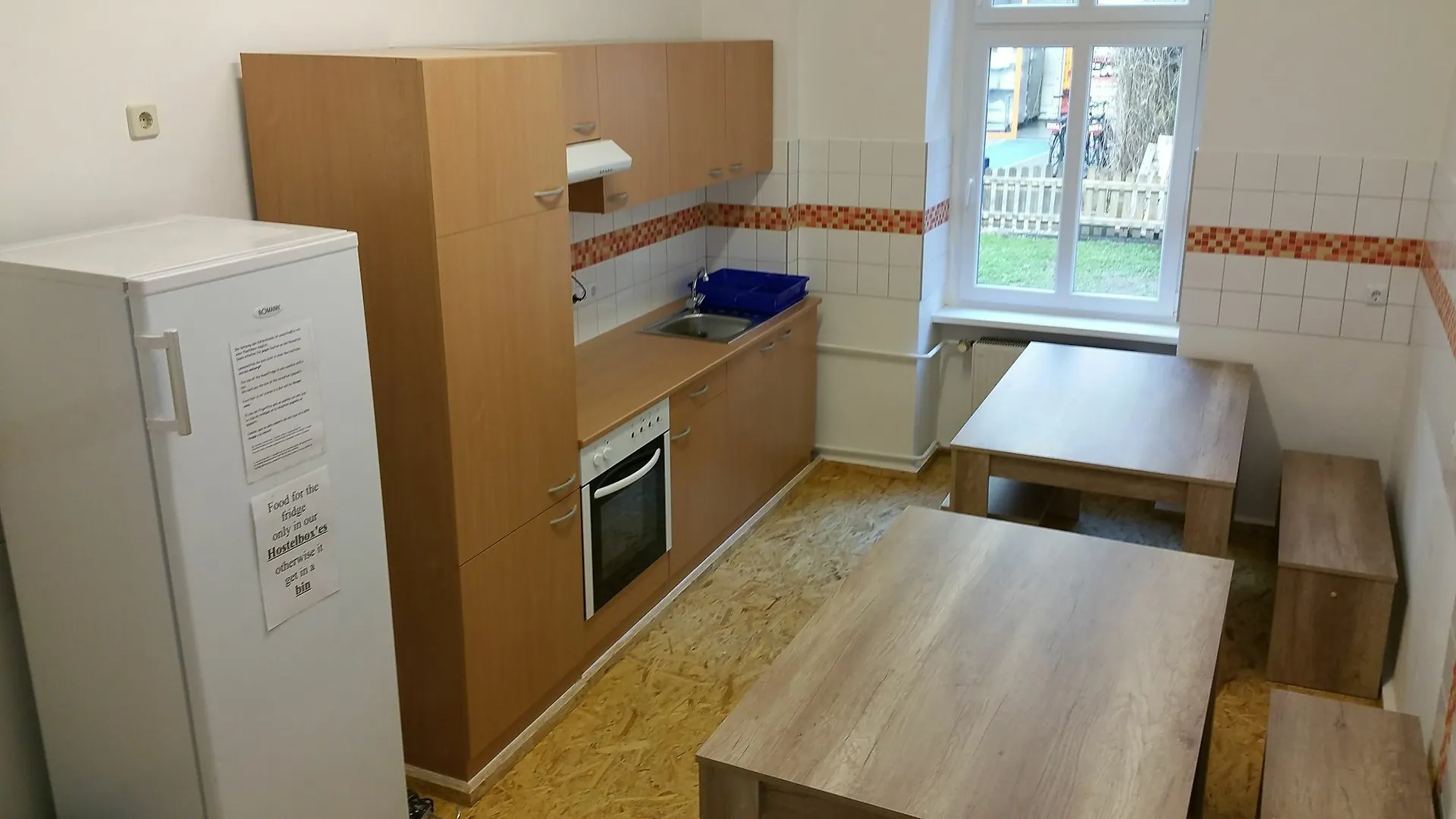 Happy Go Lucky Hotel + Hostel Berlin Almanya