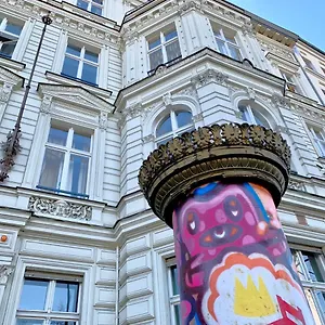 Hostel Grand Classic, Berlín