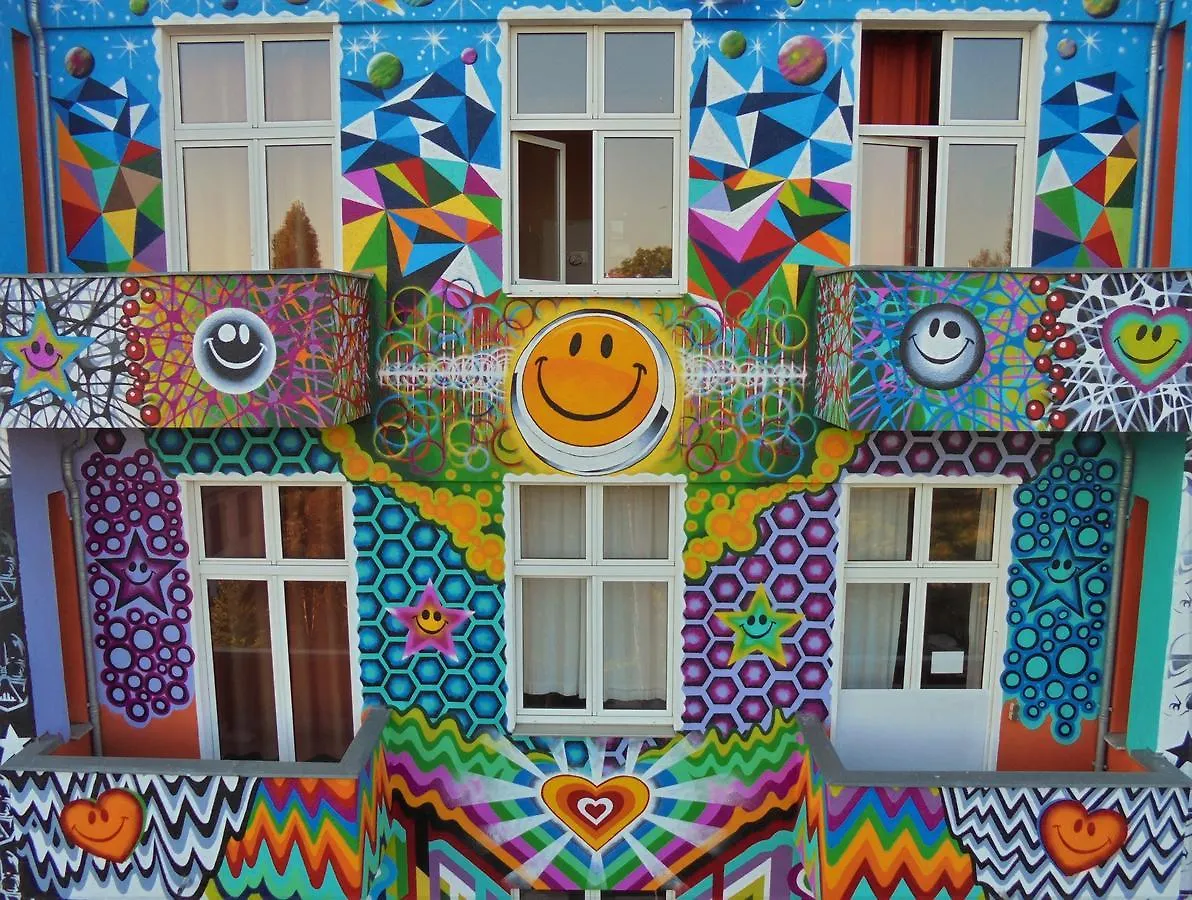 Happy Go Lucky Hotel + Hostel Berlin